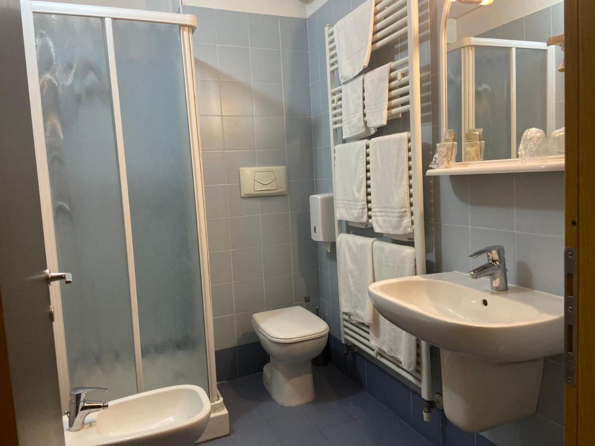 Hotel Santa Giulia Castenedolo Εξωτερικό φωτογραφία
