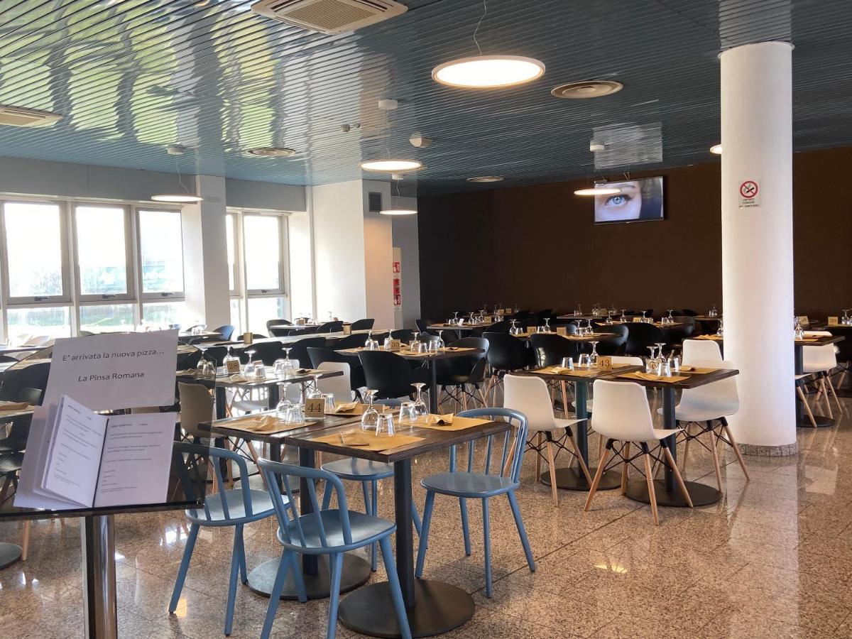 Hotel Santa Giulia Castenedolo Εξωτερικό φωτογραφία